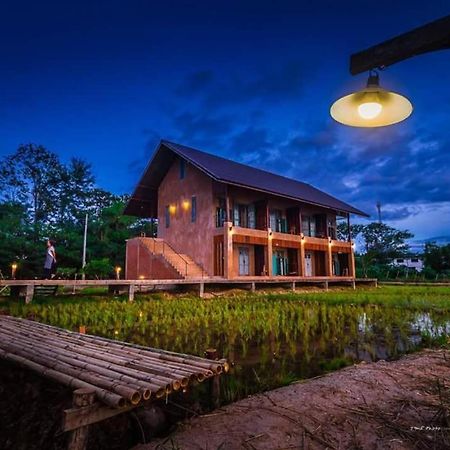Phu-Anna Eco House Hotell Hot Eksteriør bilde
