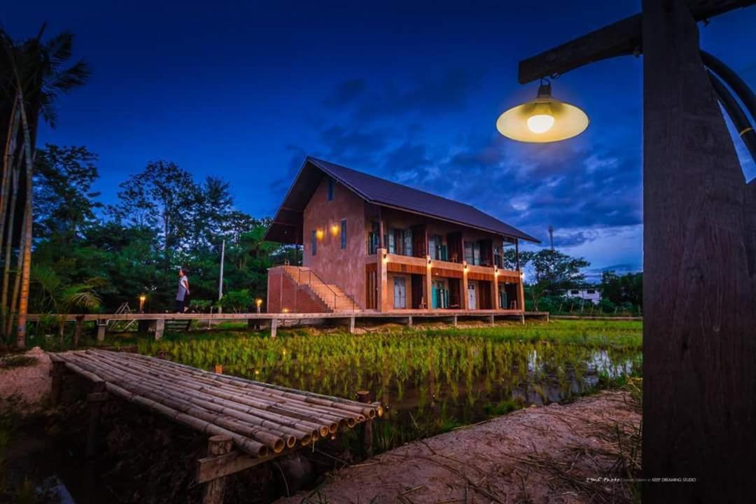 Phu-Anna Eco House Hotell Hot Eksteriør bilde