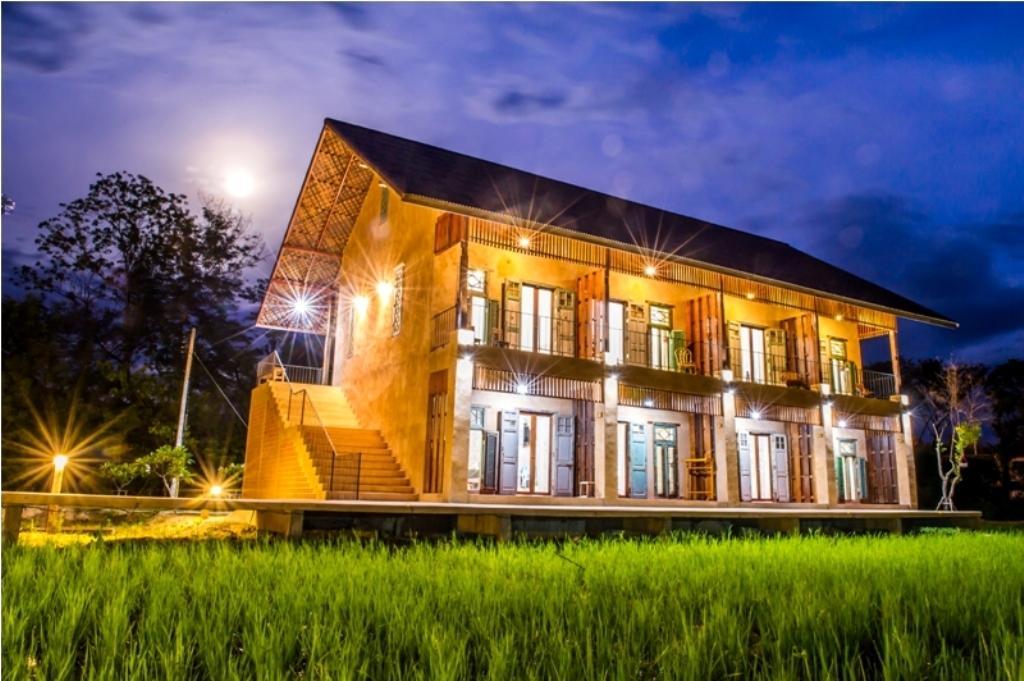 Phu-Anna Eco House Hotell Hot Eksteriør bilde