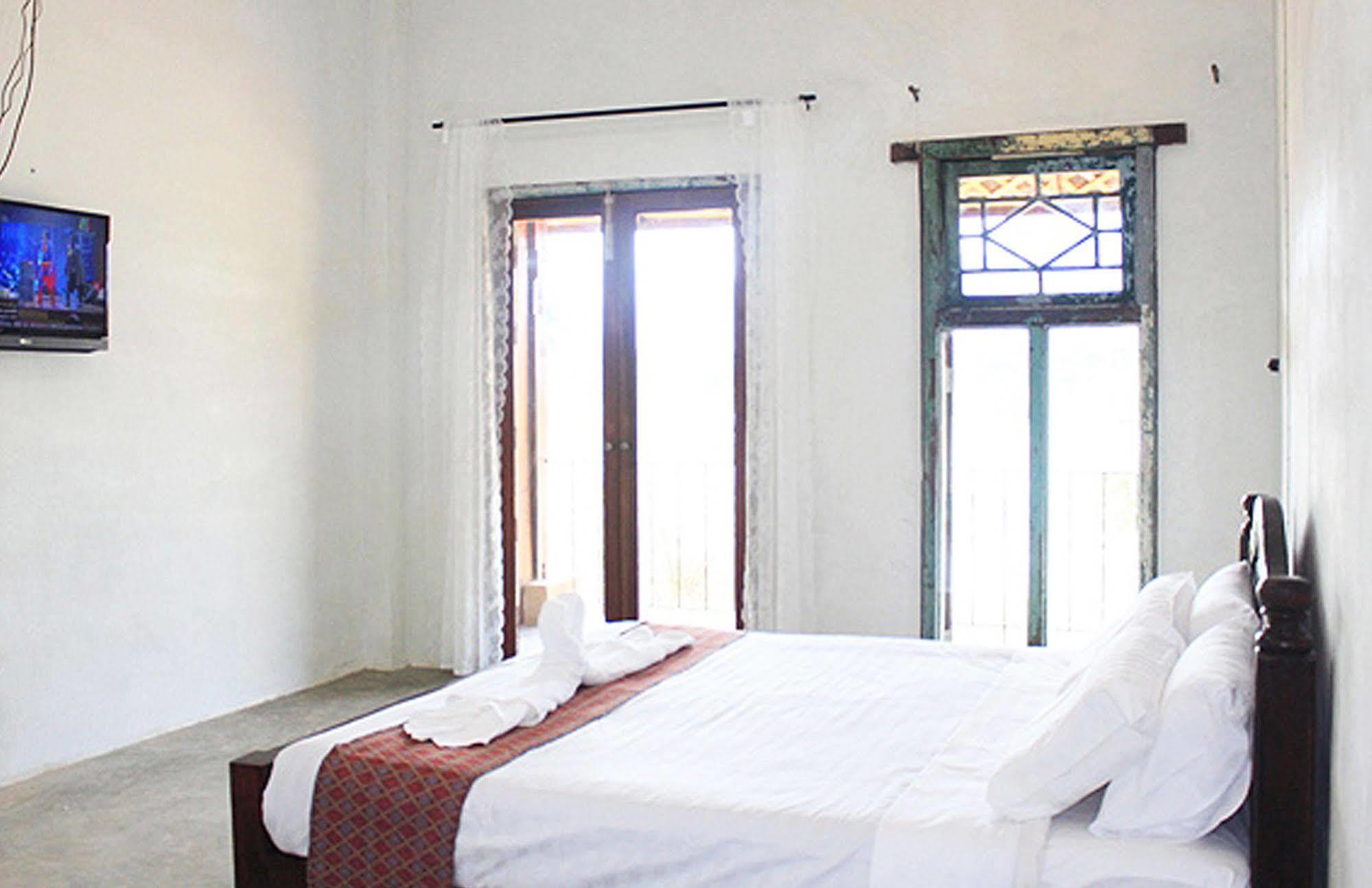 Phu-Anna Eco House Hotell Hot Eksteriør bilde